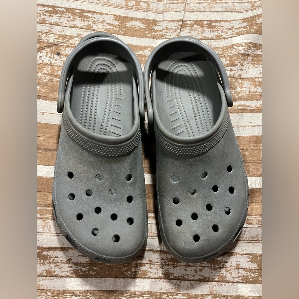 Men’s/Women’s Crocs Grey Classic Clogs